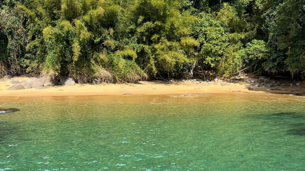 Piraquara fora - Seu Passeio de Lancha Angra dos Reis
