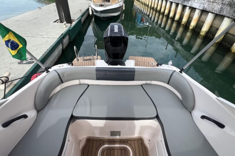 Seu Passeio de Lancha Angra dos Reis Lancha Flocker 22 (2)